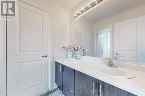 1623 Corsal Court, Innisfil, ON - Indoor Photo Showing Bathroom