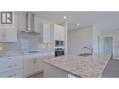 400 Vista Park Unit# 412, Penticton, BC - Indoor Photo Showing Kitchen With Double Sink With Upgraded Kitchen