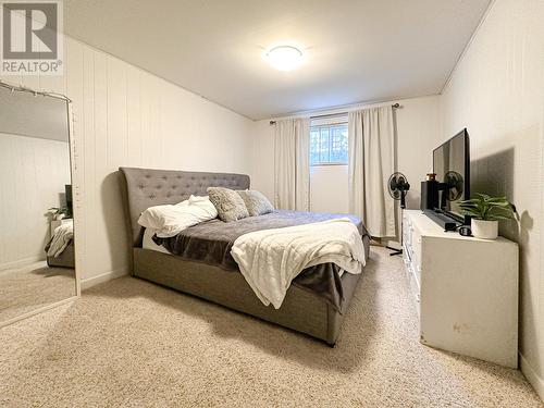 10015 87Th Street, Osoyoos, BC - Indoor Photo Showing Bedroom