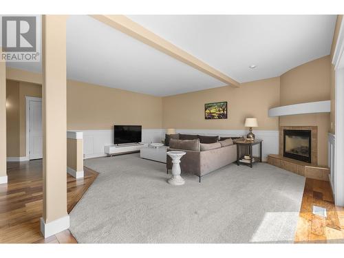 2967 Mcculloch Road, Kelowna, BC - Indoor With Fireplace