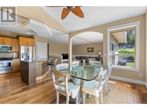 2967 Mcculloch Road, Kelowna, BC - Indoor Photo Showing Dining Room