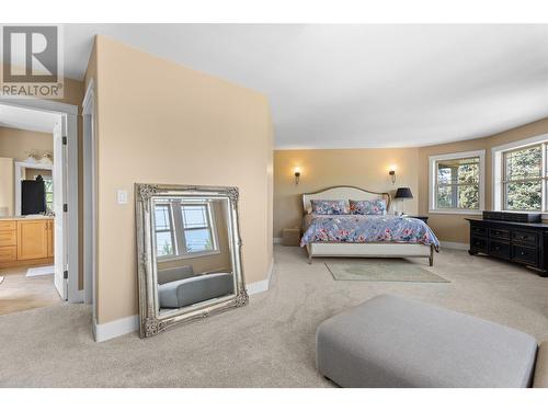 2967 Mcculloch Road, Kelowna, BC - Indoor Photo Showing Bedroom