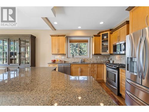 2967 Mcculloch Road, Kelowna, BC - Indoor Photo Showing Kitchen