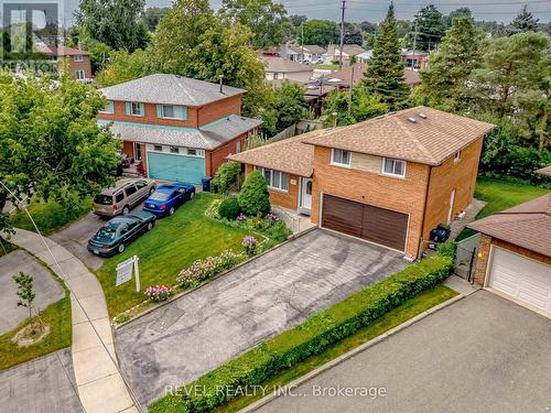 39 Hackmore Avenue, Toronto (Elms-Old Rexdale), ON - Outdoor