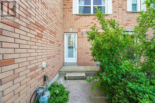 89 Cutters Crescent, Brampton (Fletcher'S West), ON - Outdoor With Exterior