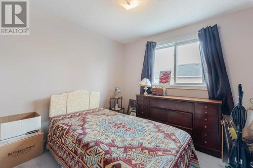 89 Cutters Crescent, Brampton, ON - Indoor Photo Showing Bedroom