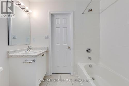 3147 Goodyear Road, Burlington, ON - Indoor Photo Showing Bathroom