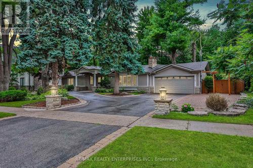 628 Sir Richard'S Road, Mississauga (Erindale), ON - Outdoor With Facade