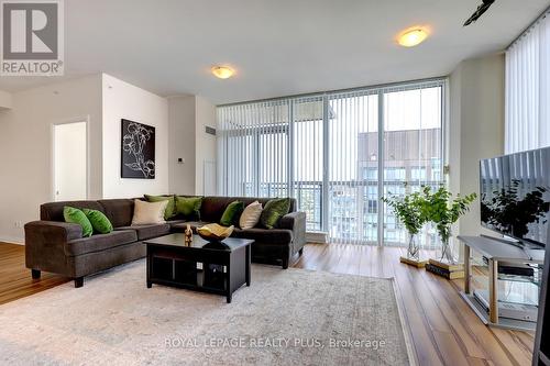 2604 - 75 Eglinton Avenue W, Mississauga (Hurontario), ON - Indoor Photo Showing Living Room