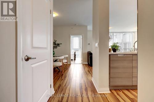 2604 - 75 Eglinton Avenue W, Mississauga, ON - Indoor Photo Showing Other Room