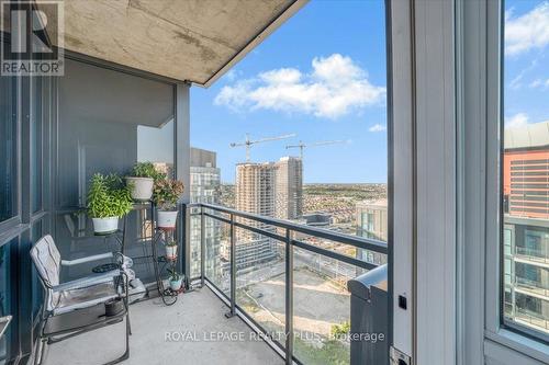 2604 - 75 Eglinton Avenue W, Mississauga, ON - Outdoor With Balcony With Exterior