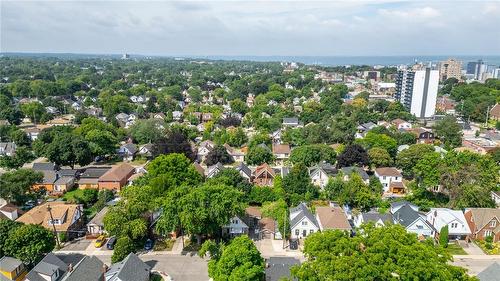 28 East 27Th Street, Hamilton, ON - Outdoor With View