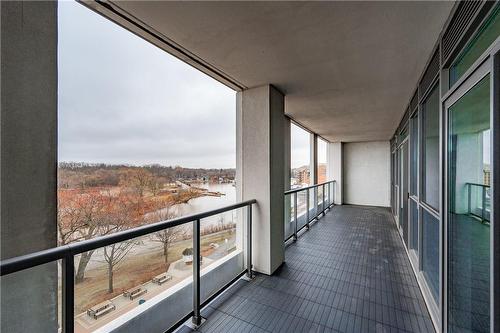 11 Bronte Road|Unit #516, Oakville, ON - Outdoor With Exterior