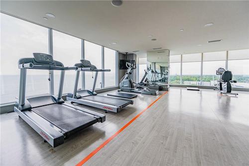 11 Bronte Road|Unit #516, Oakville, ON - Indoor Photo Showing Gym Room