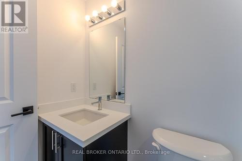 1005 - 470 Dundas Street, Hamilton (Waterdown), ON - Indoor Photo Showing Bathroom