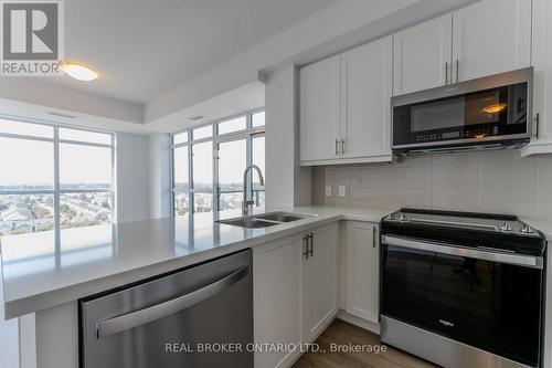 1005 - 470 Dundas Street, Hamilton (Waterdown), ON - Indoor Photo Showing Kitchen With Double Sink