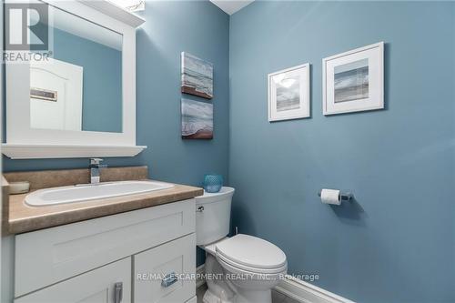 53 Foxtrot Drive, Hamilton (Stoney Creek), ON - Indoor Photo Showing Bathroom