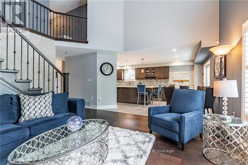 53 Foxtrot Drive, Hamilton (Stoney Creek), ON - Indoor Photo Showing Living Room