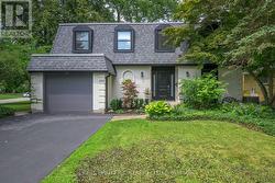 577 MIDDLEWOODS DRIVE  London, ON N6G 1W6