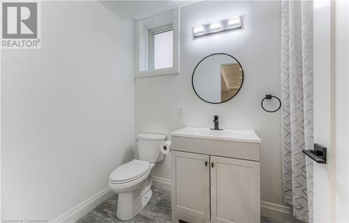 43 Cardinal Crescent S, Waterloo, ON - Indoor Photo Showing Bathroom