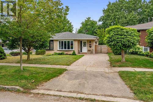 782 Embassy Avenue, Mississauga (Clarkson), ON - Outdoor With Facade