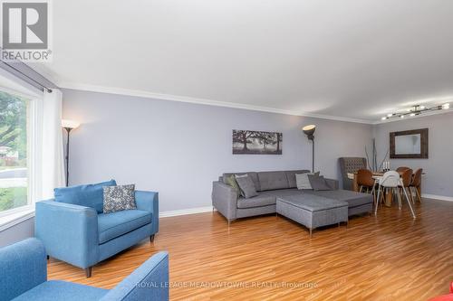 782 Embassy Avenue, Mississauga (Clarkson), ON - Indoor Photo Showing Living Room