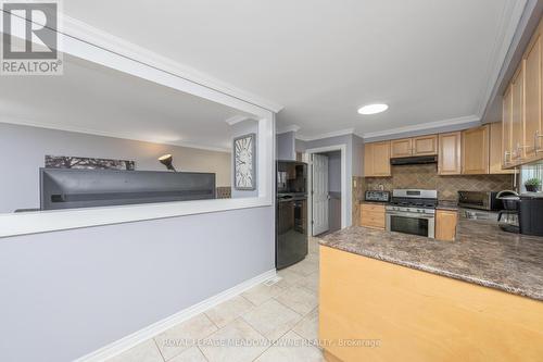 782 Embassy Avenue, Mississauga (Clarkson), ON - Indoor Photo Showing Kitchen