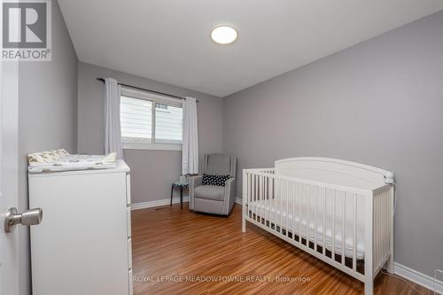 782 Embassy Avenue, Mississauga (Clarkson), ON - Indoor Photo Showing Bedroom