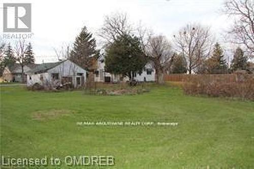 1071 Southcote Road, Hamilton (Ancaster), ON - Outdoor