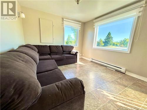 2971 Morais Street, Bas-Caraquet, NB - Indoor Photo Showing Living Room