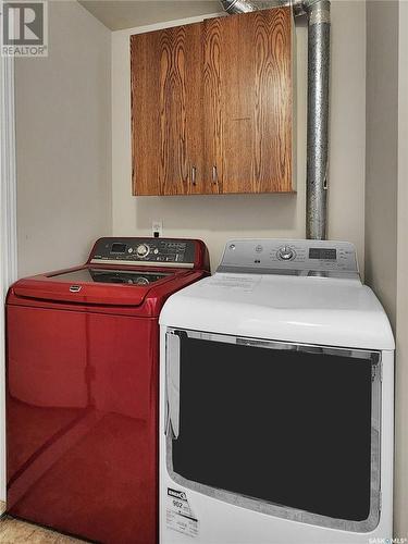 419 Rempel Lane, Saskatoon, SK - Indoor Photo Showing Laundry Room