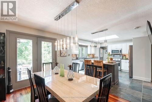 877 Riverside Drive, London, ON - Indoor Photo Showing Dining Room