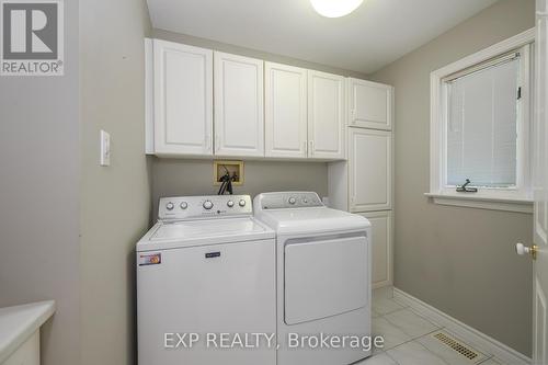 27 Calvert Place, Thames Centre (Dorchester), ON - Indoor Photo Showing Laundry Room