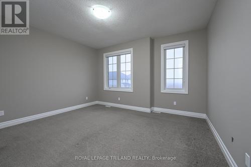 2452 Red Thorne Avenue, London, ON - Indoor Photo Showing Other Room