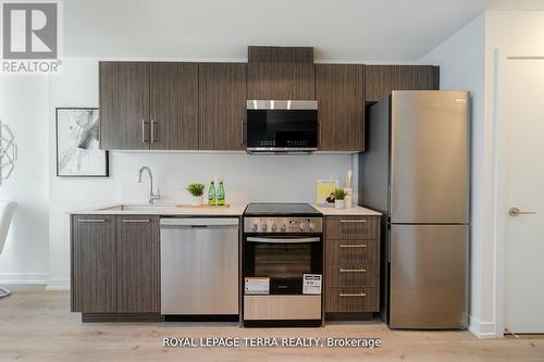 66 - 861 Sheppard Avenue W, Toronto (Bathurst Manor), ON - Indoor Photo Showing Kitchen