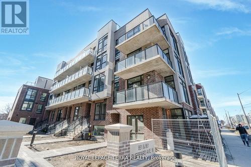 66 - 861 Sheppard Avenue W, Toronto (Bathurst Manor), ON - Outdoor With Facade