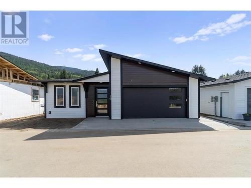 1840 10 Street Sw Unit# 16, Salmon Arm, BC - Outdoor