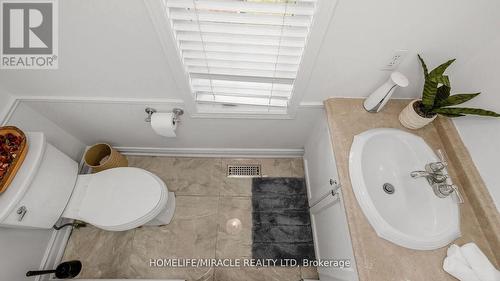 1151 Charlton Way, Milton (Dempsey), ON - Indoor Photo Showing Bathroom