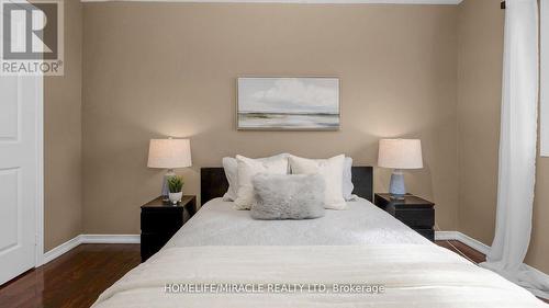 1151 Charlton Way, Milton (Dempsey), ON - Indoor Photo Showing Bedroom