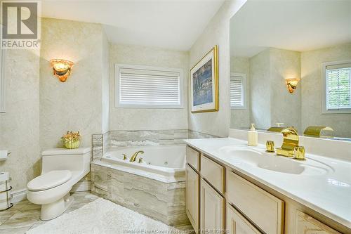 214 Crystal Bay Drive, Amherstburg, ON - Indoor Photo Showing Bathroom