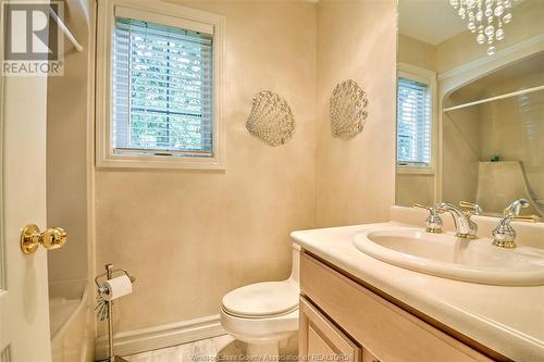 214 Crystal Bay Drive, Amherstburg, ON - Indoor Photo Showing Bathroom