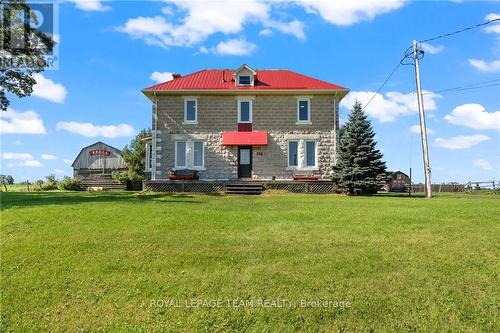 263 Garden Of Eden Road, Renfrew, ON - Outdoor