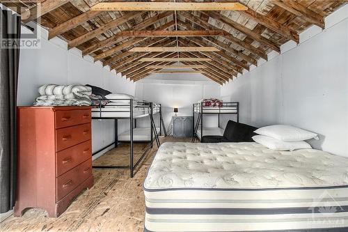 411 Pickerel Bay Road, White Lake, ON - Indoor Photo Showing Bedroom