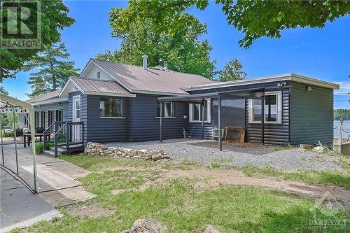 411 Pickerel Bay Road, White Lake, ON - Outdoor