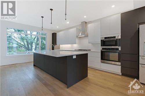 14 Thornton Avenue, Ottawa, ON - Indoor Photo Showing Kitchen With Upgraded Kitchen