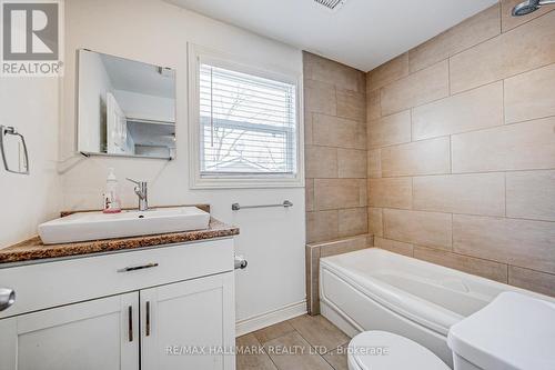 242 Simcoe Avenue, Georgina, ON - Indoor Photo Showing Bathroom