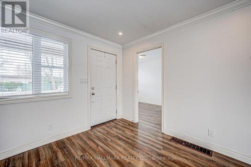 242 Simcoe Avenue, Georgina, ON - Indoor Photo Showing Other Room