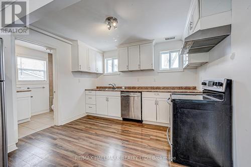 242 Simcoe Avenue, Georgina, ON - Indoor Photo Showing Kitchen