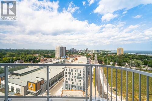 1305 - 220 Missinnihe Way, Mississauga, ON - Outdoor With View