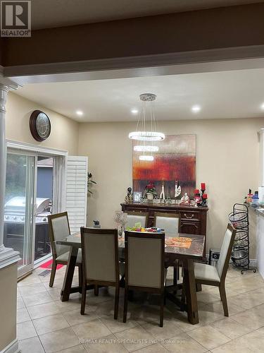 933 Knotty Pine (Main &Up) Grove, Mississauga (Meadowvale Village), ON - Indoor Photo Showing Dining Room